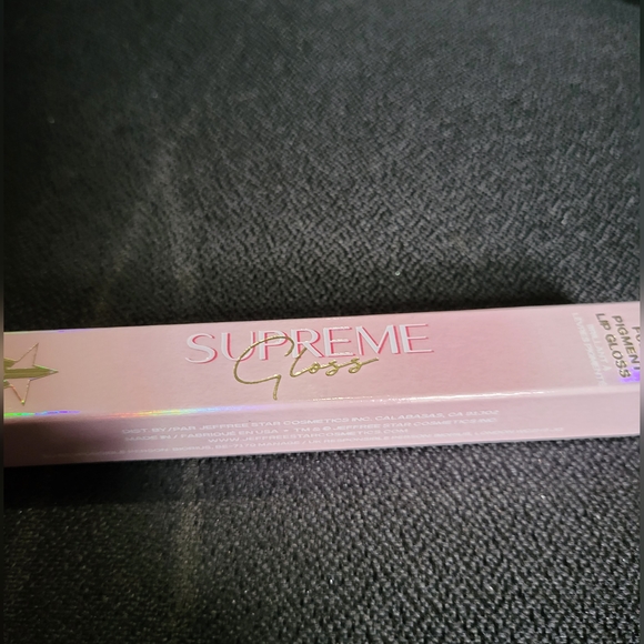 Jeffree Star Supreme Lipgloss in Celebrity Skin - Picture 1 of 6